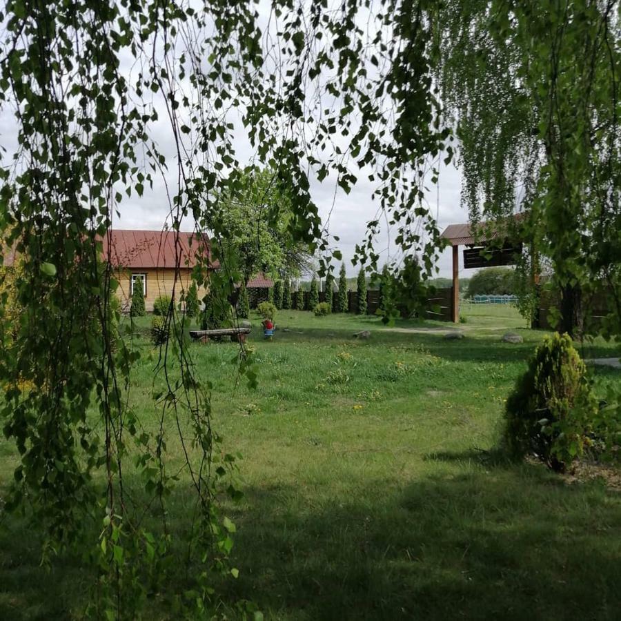 Usadba Kupalinka Hotel Ostrovo Exterior photo